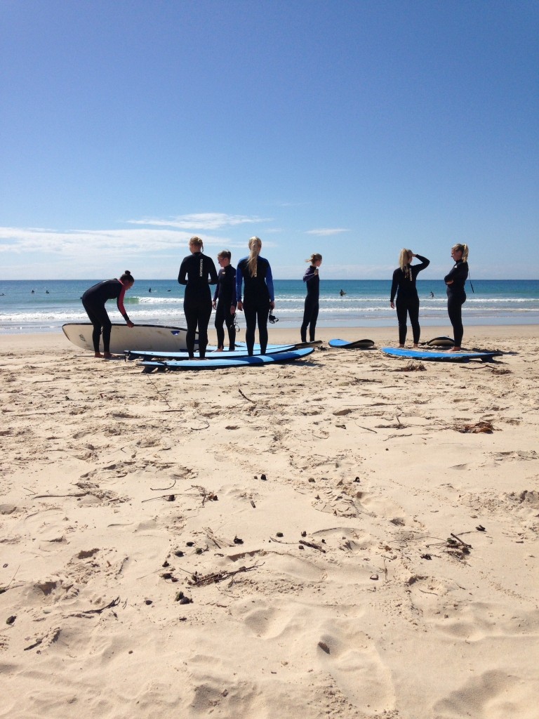 Surfen am Strand von Australien